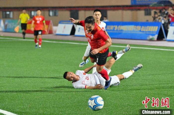 中越边关旅游节足球赛凭祥队60胜越南队