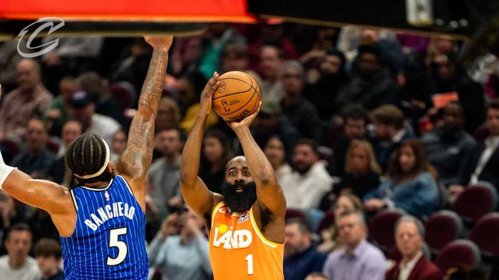 加兰哈登互换交易重塑骑士快船格局