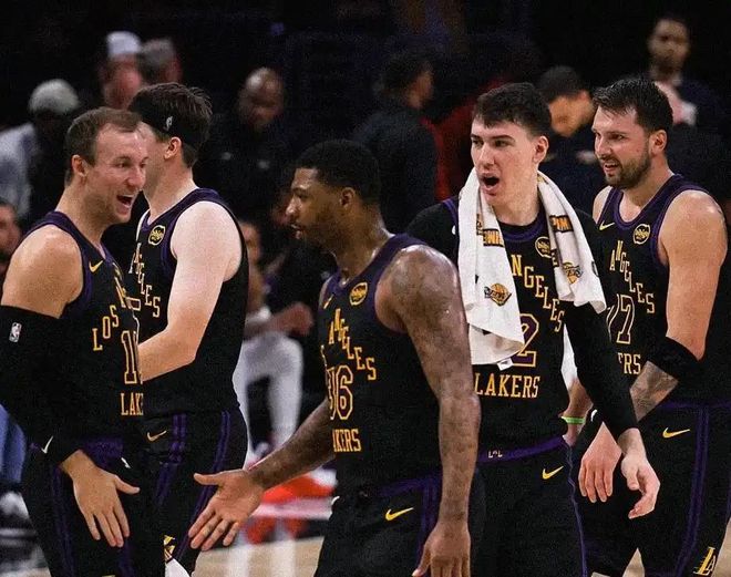 掘金险胜马刺终结湖人西部第三悬念