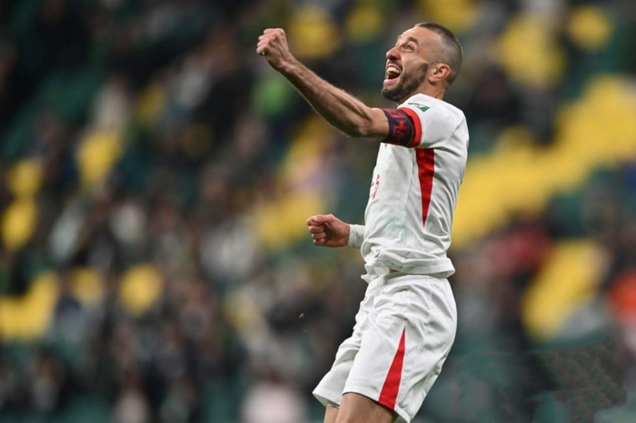 山东泰山考虑更换外援后腰引热议 球迷不满马德